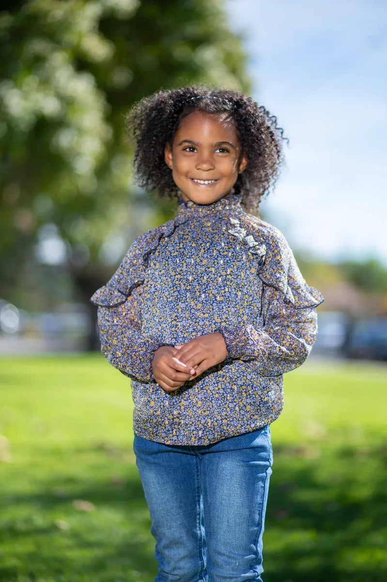 Blousy Blossom Top w/ Faded Skinny Jean