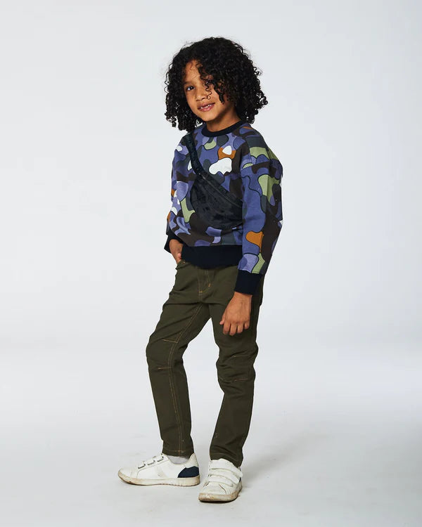 Multicolored Camo Fleece Sweatshirt w/Acid Wash Black Denim Pant